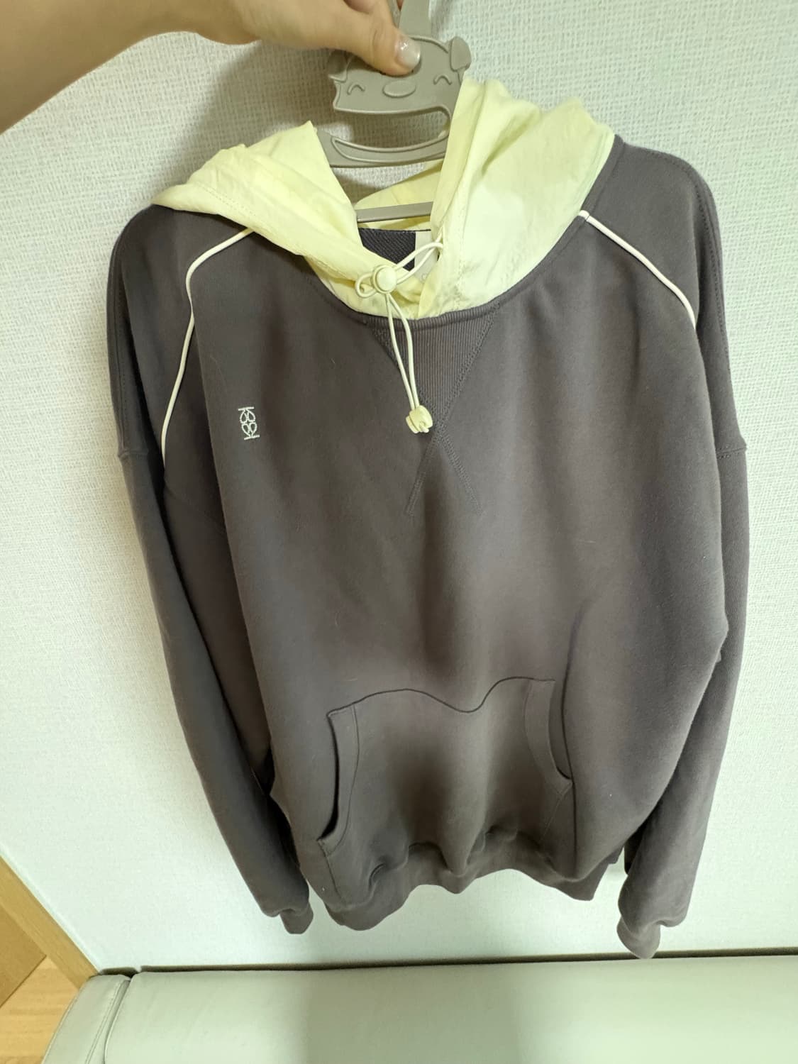 기준 ALVY Hoodie Charcoal Light Yellow 상품이미지10
