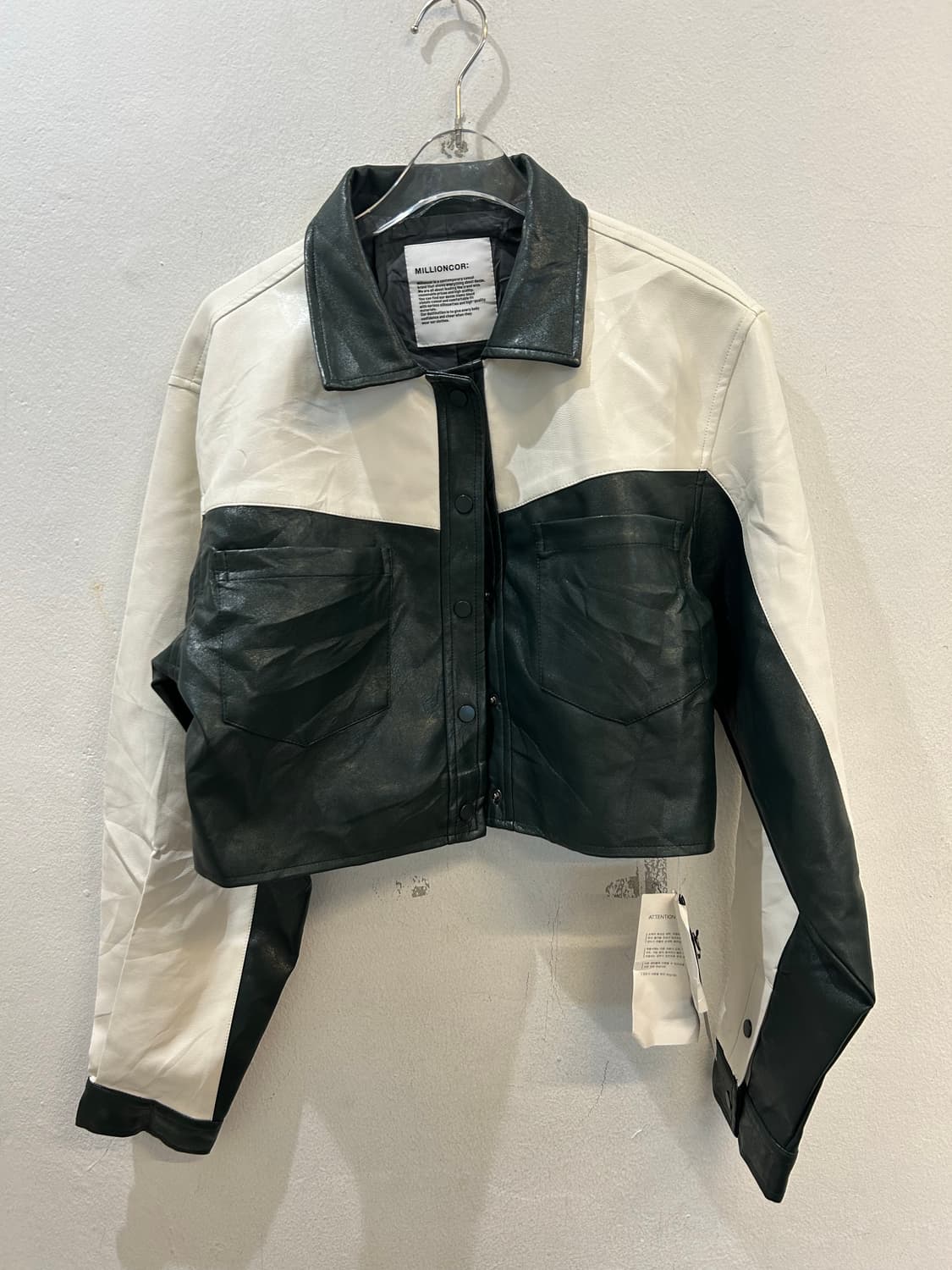 Two-Tone Cropped Leather Jacket 상품이미지1