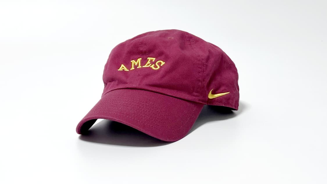 나이키 헤리티지86 드라이핏 빨강 볼캡 ‘Iowa Ames’ 상품이미지2