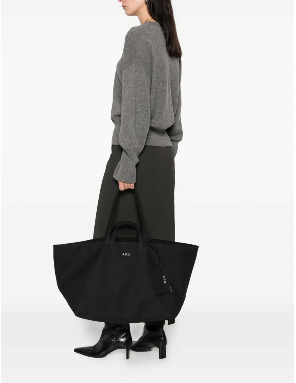 (새상품50%할인)APC 정품 26S/S Le Drummer 숄더백 블랙 상품이미지3