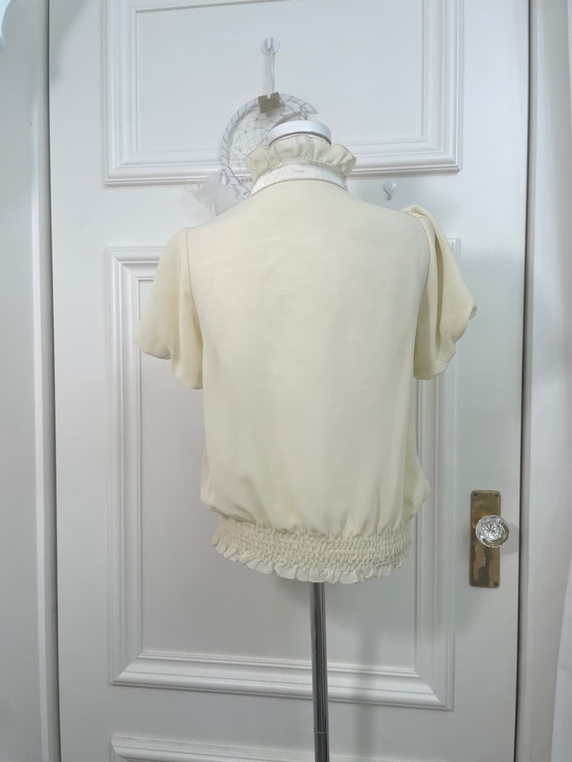 butter yellow ruffle princess blouse 상품이미지3