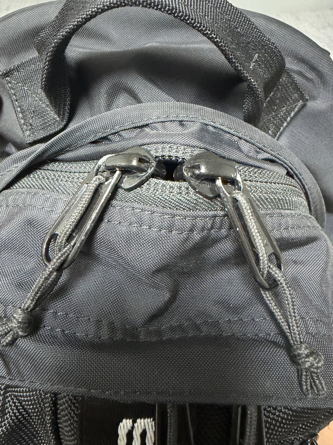 슈프림 백팩 블랙 22FW 상품이미지9