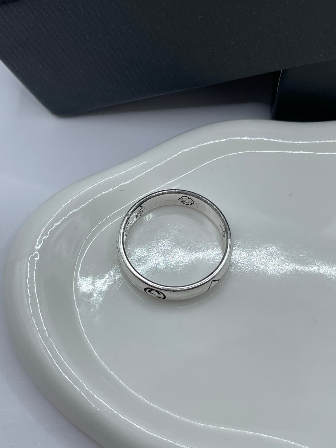 구찌 반지 20호 사랑에 눈이멀다 링 상품이미지6