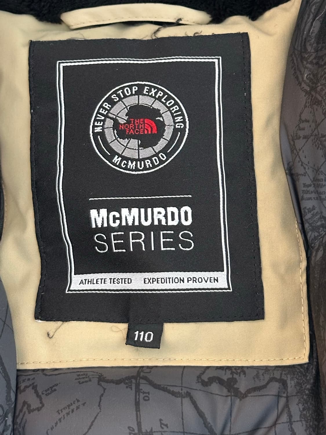 새상품) 센터폴 다운점퍼 110 상품이미지7