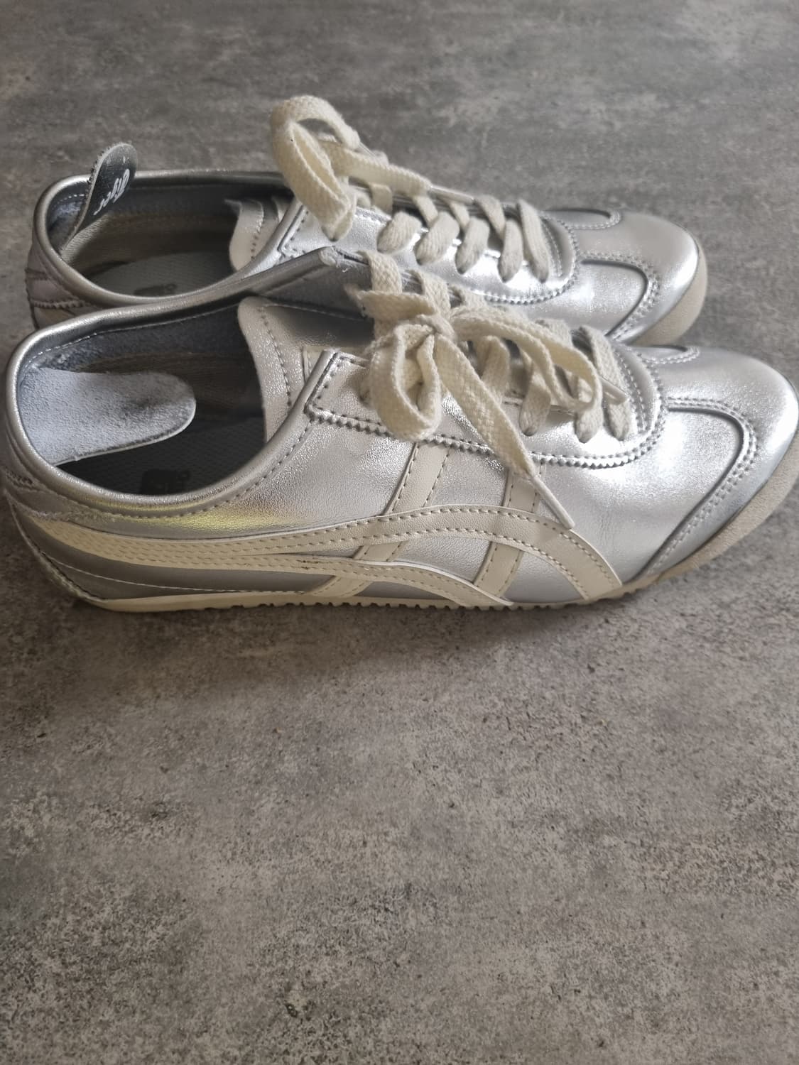 오니치카 타이거 상품이미지2