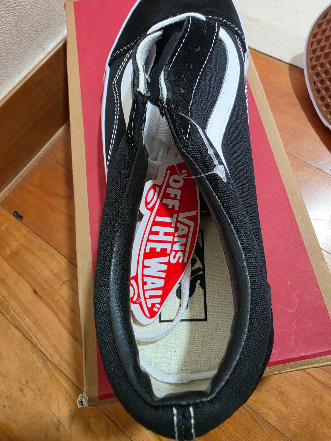 새상품)반스 올드스쿨 블랙 / 화이트 스니커즈 275 상품이미지5