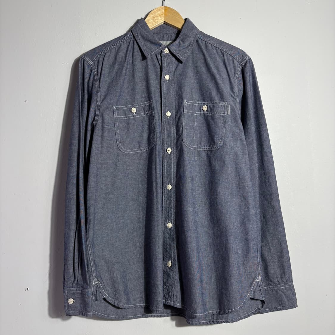 칼하트 빈티지 투포켓 샴브레이 데님 셔츠 (무료배송) 상품이미지1