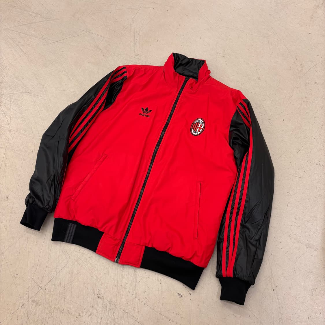 아디다스 밀란 빅로고 리버시블 점퍼 상품이미지4
