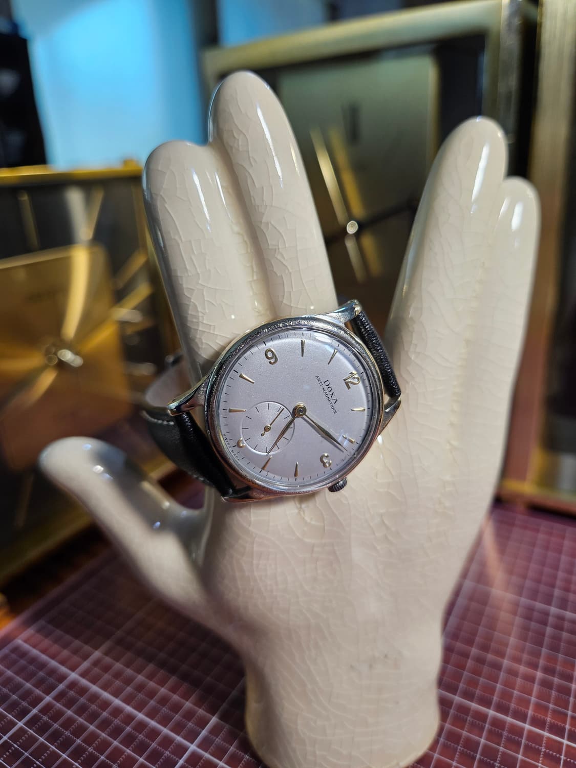 DOXA 빈티지 수동 핸드와인딩 시계 상품이미지1