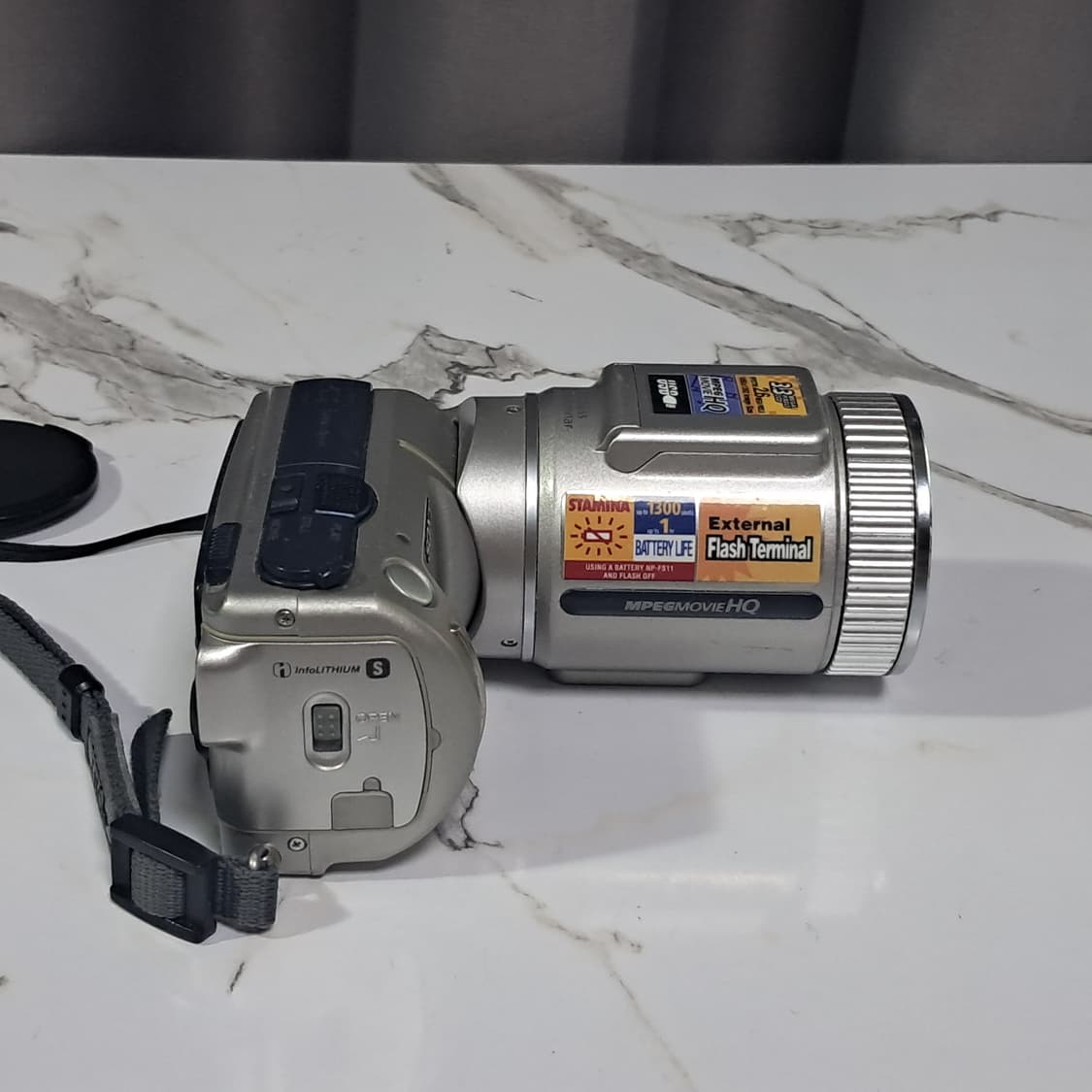 소니 사이버샷 DSC-F505V 빈티지카메라(전원불량) 상품이미지4