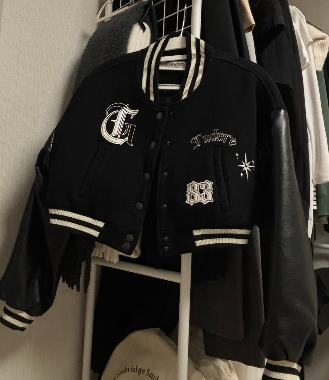 라티젠 크롭 바시티 자켓 상품이미지4