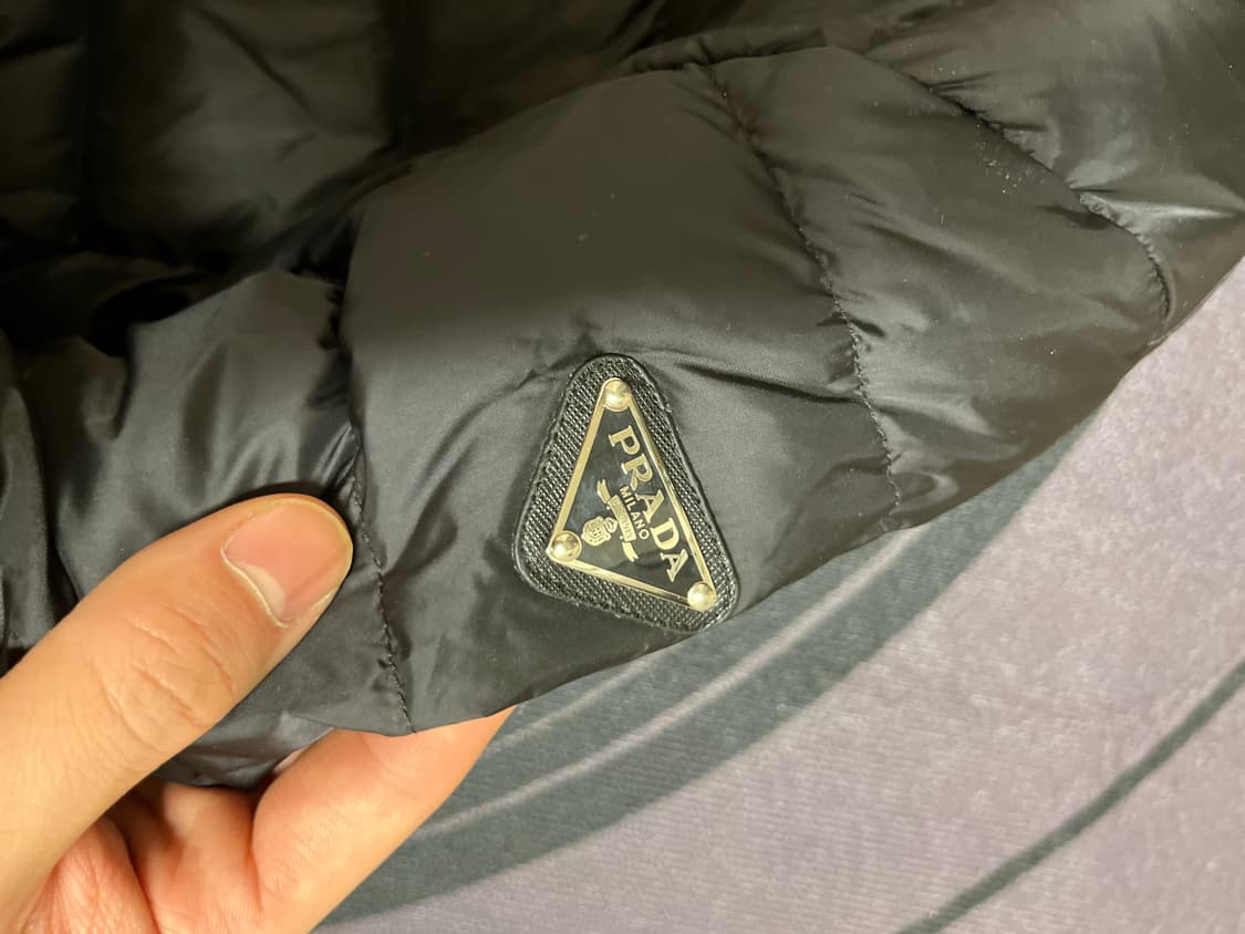 프라다 여성 리나일론 후드 패딩점퍼 상품이미지5