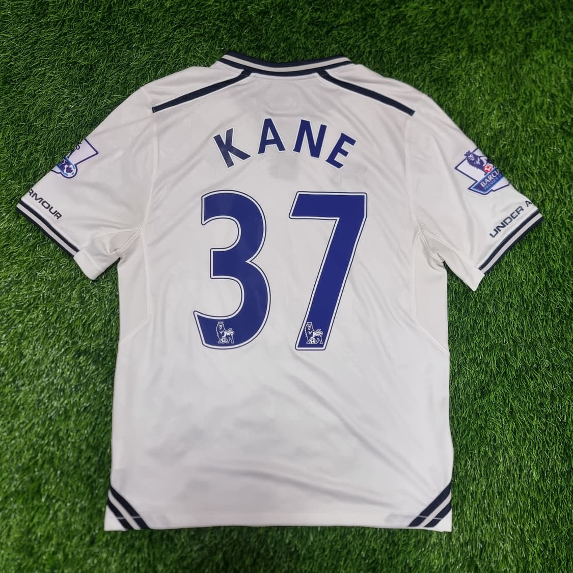 13-14시즌 토트넘 홈 유니폼 #37 케인 상품이미지1