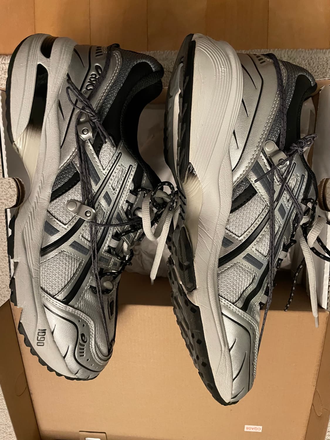 280 아식스 x 엔더슨벨 젤 1090 글레이셔 그레이 실버 상품이미지3