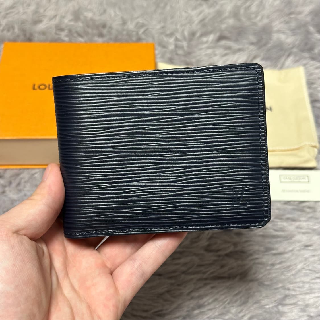 [풀구성] 루이비통 에삐 멀티플 월릿 반지갑 네이비 상품이미지1