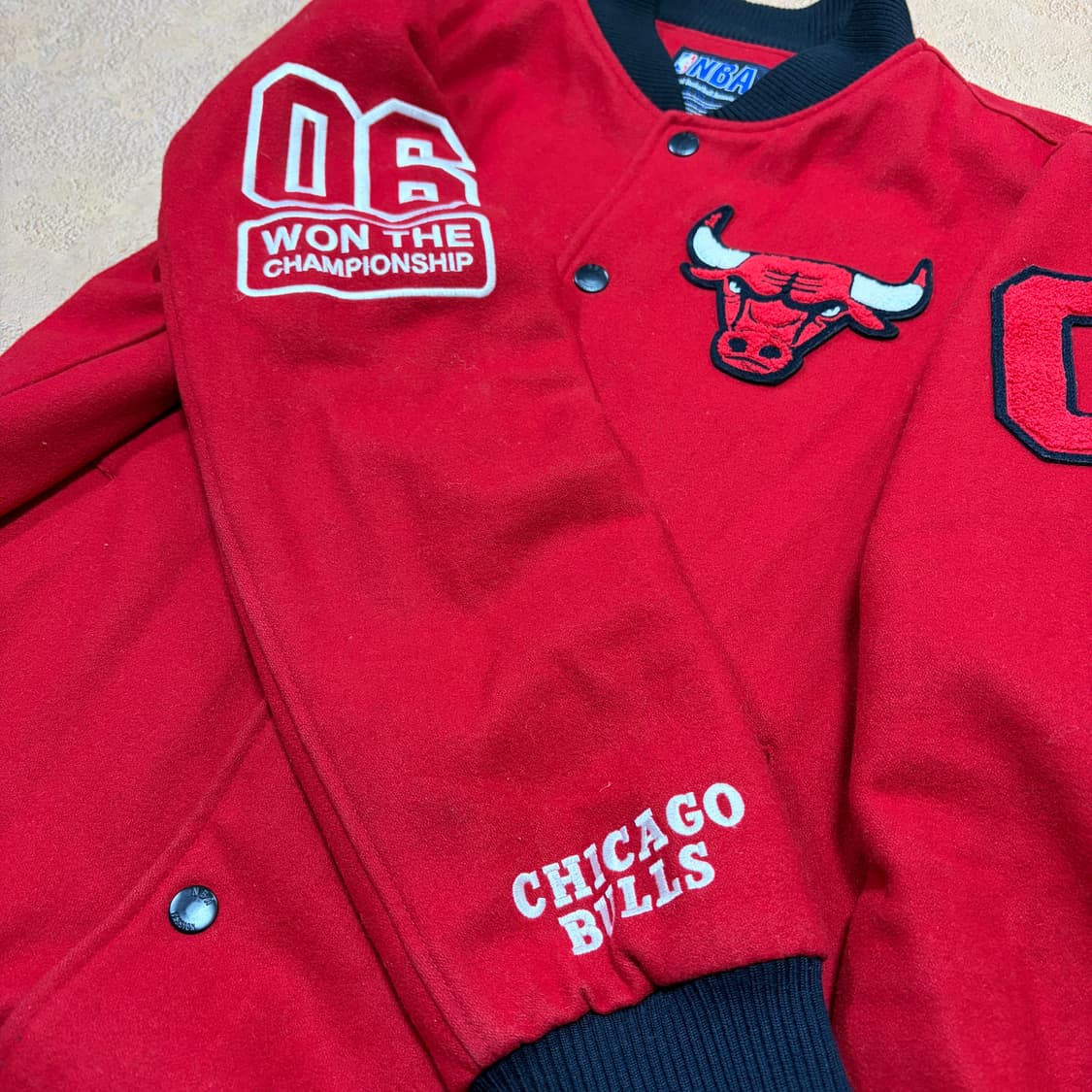 시카고 불스 스타디움 바시티 자켓 상품이미지3