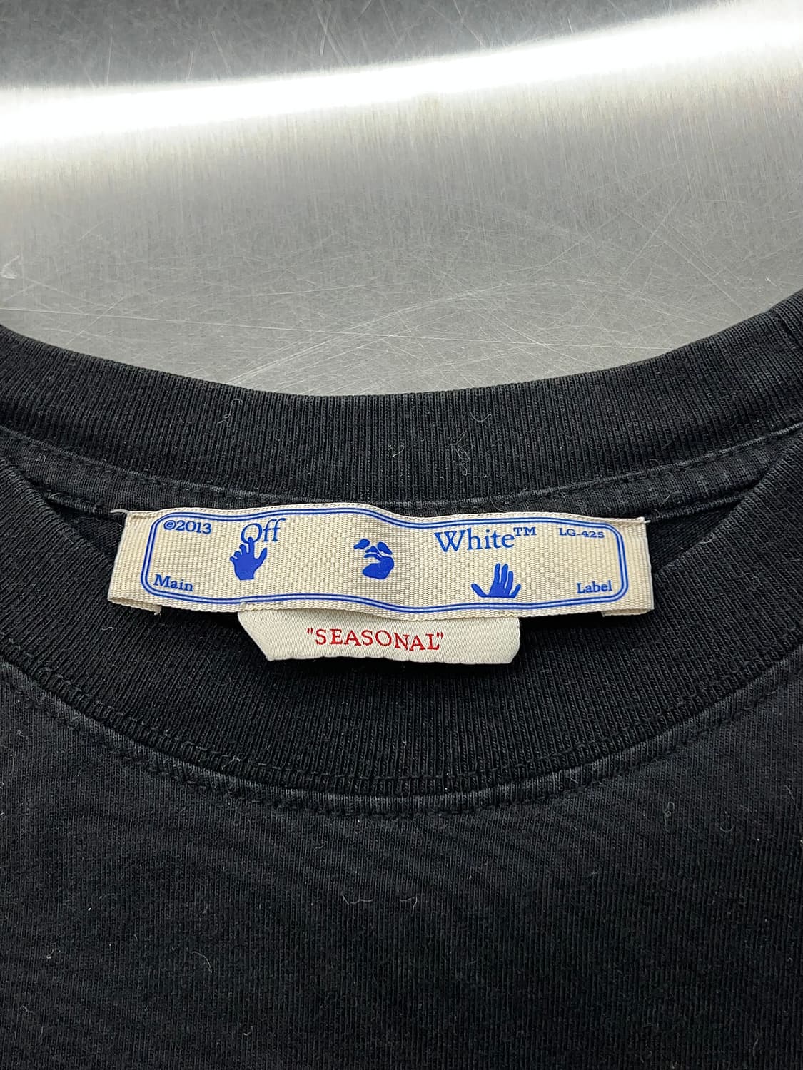 오프화이트 22ss 닌 애로우 스케이트 티셔츠 블랙 상품이미지7