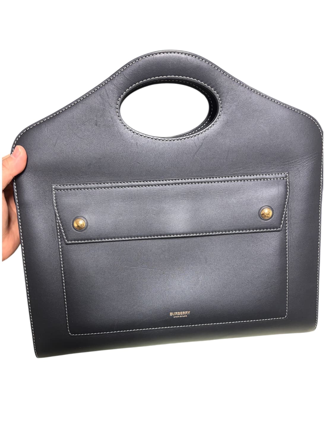 버버리 탑스티치 미디움 포켓 토트백 상품이미지1