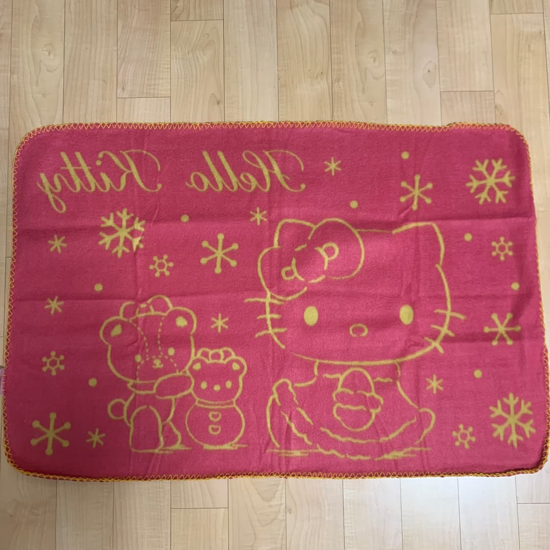 🎀헬로키티 무릎담요 상품이미지2