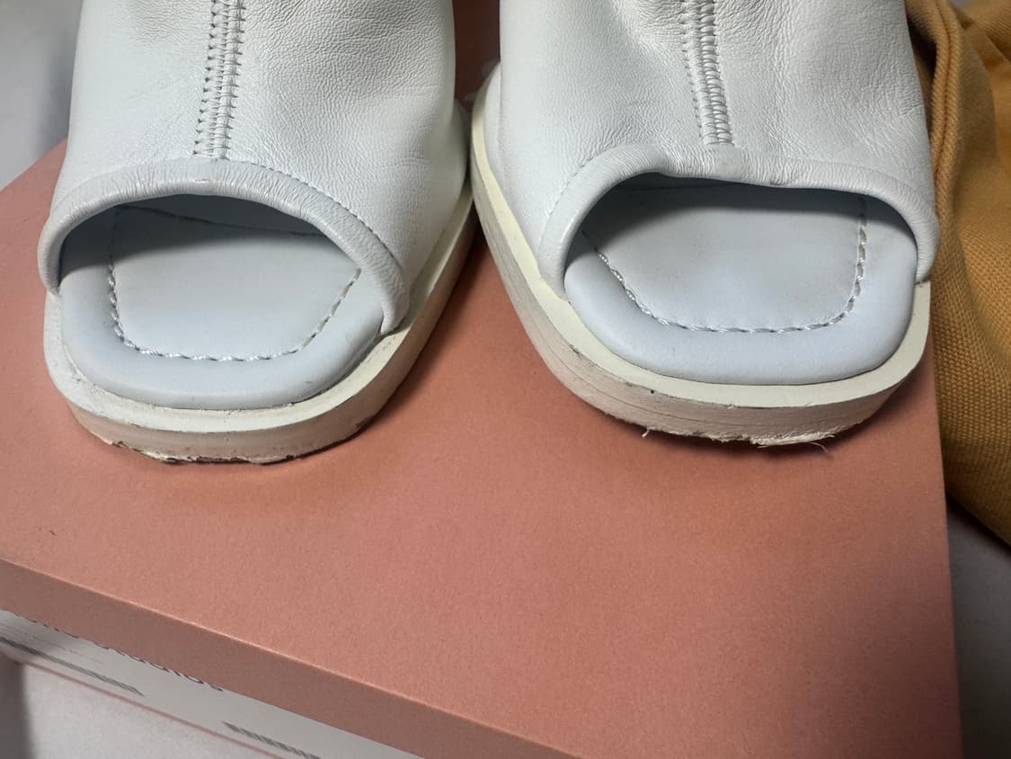 (정가 65만) 아크네스튜디오 오픈토 뮬 37 박스O 상품이미지3