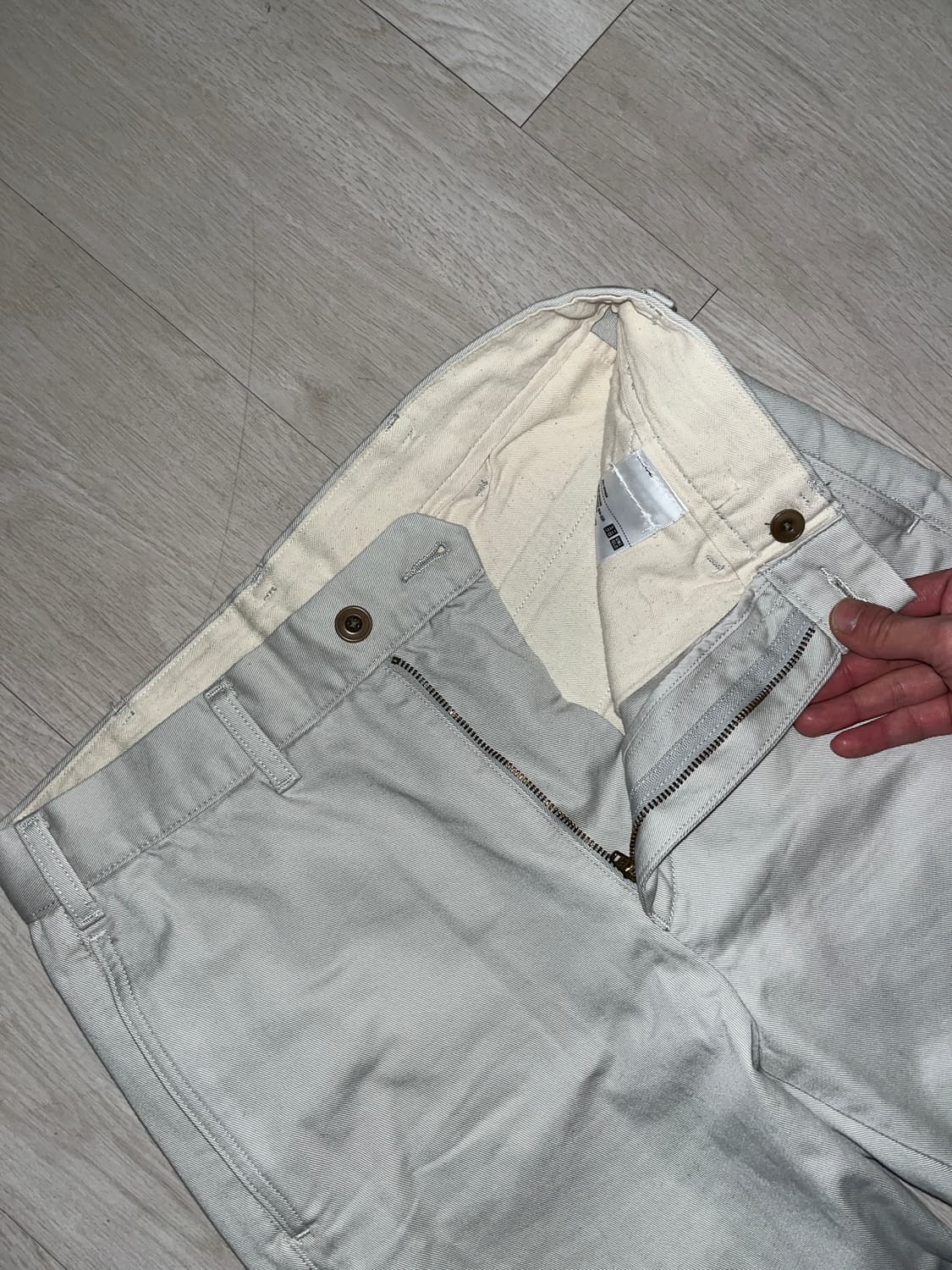 [73]유니클로 치노팬츠 상품이미지1