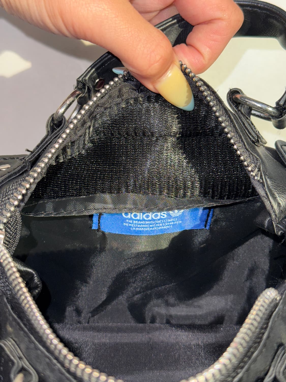 Adidas black gold buckle mini boston bag 상품이미지7