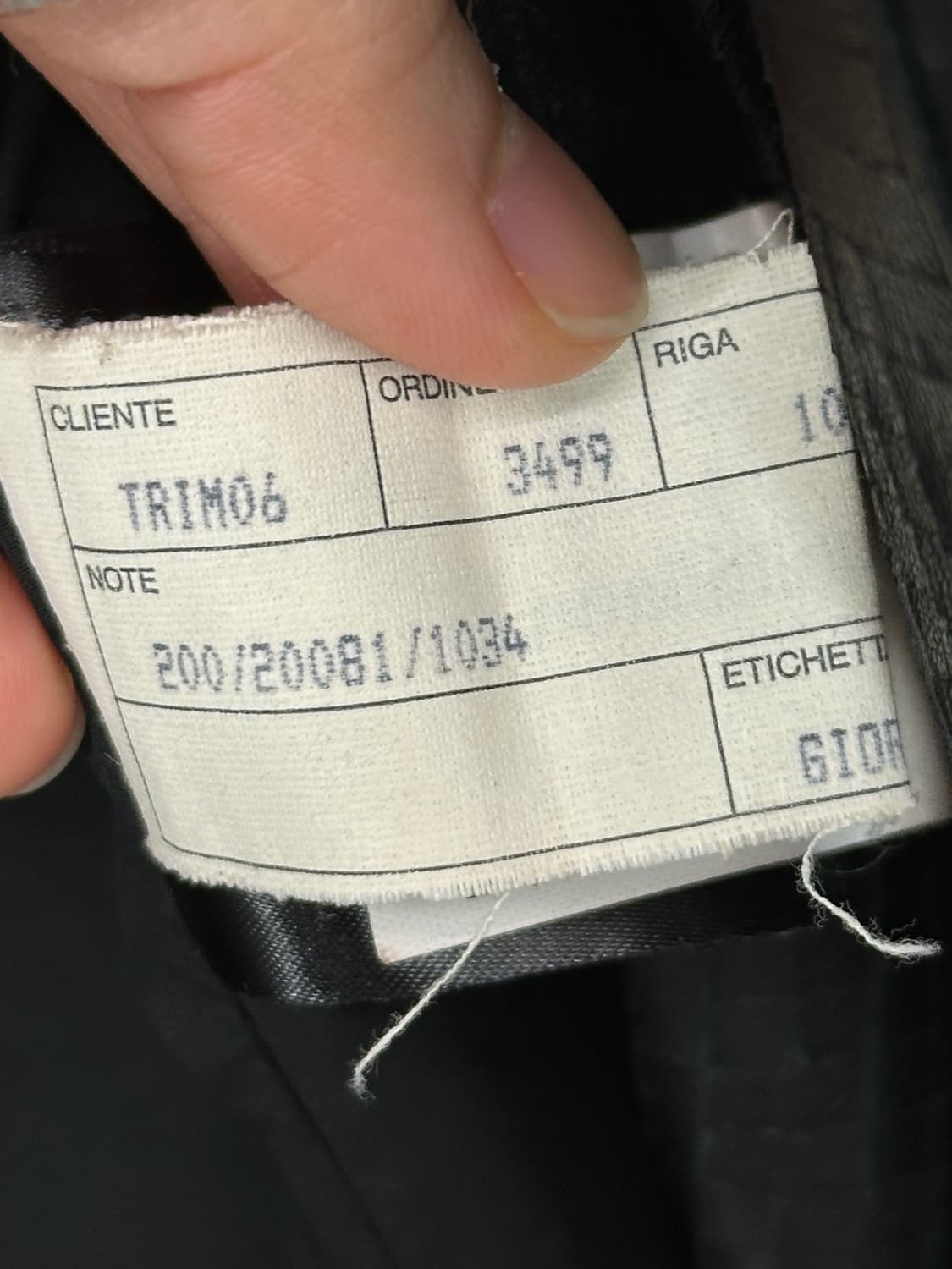 Giorgio Armani Grid-Embossed Lambskin Le 상품이미지9