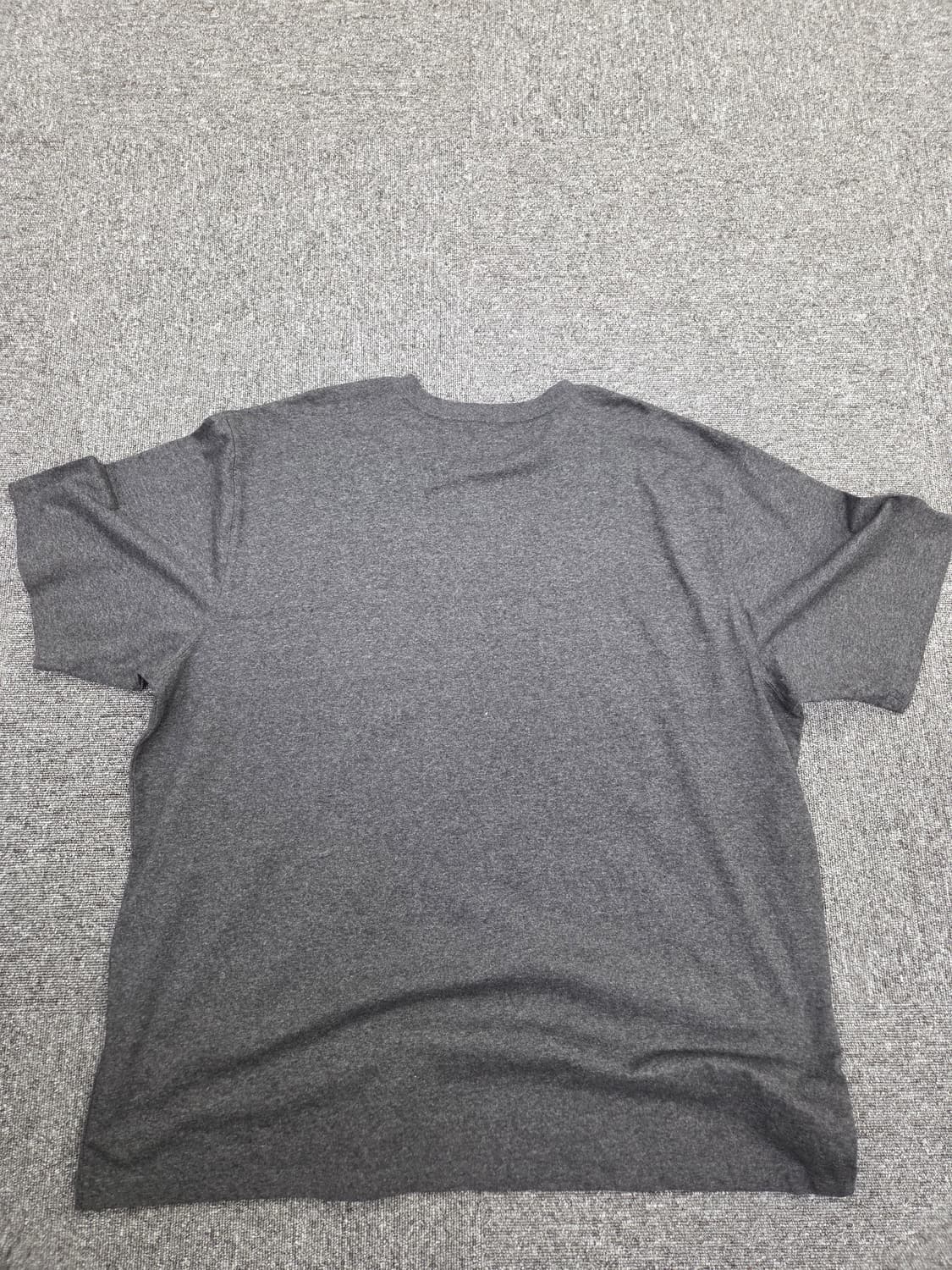 칼하트 루즈핏 포켓 티셔츠 상품이미지2