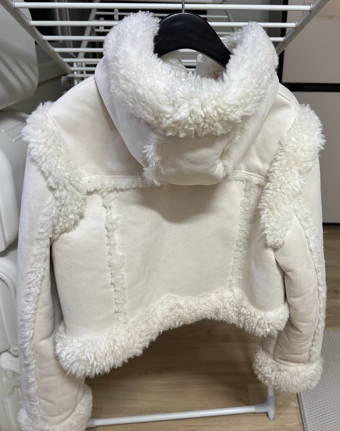 쓰리타임즈 baby fur hoodie coat 상품이미지3