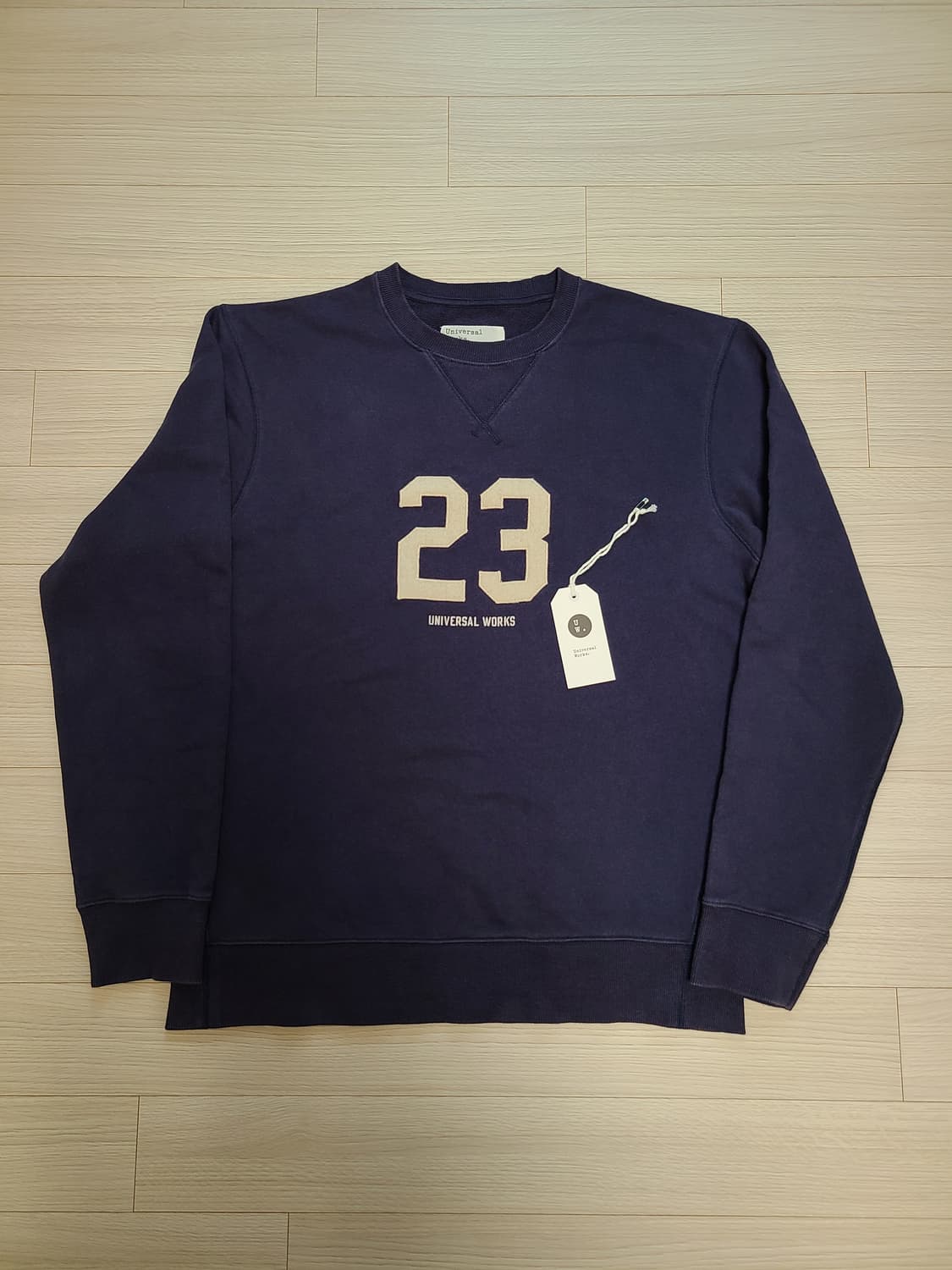 유니버셜웍스 맨투맨 m 상품이미지1