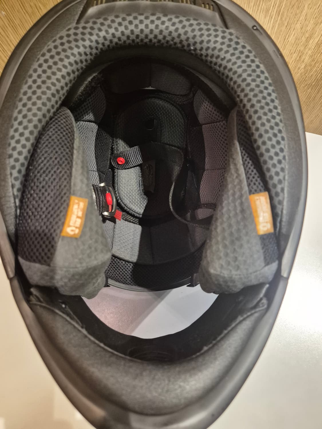 아라이 투어 크로스 3 사이즈 L 판매합니다 상품이미지3