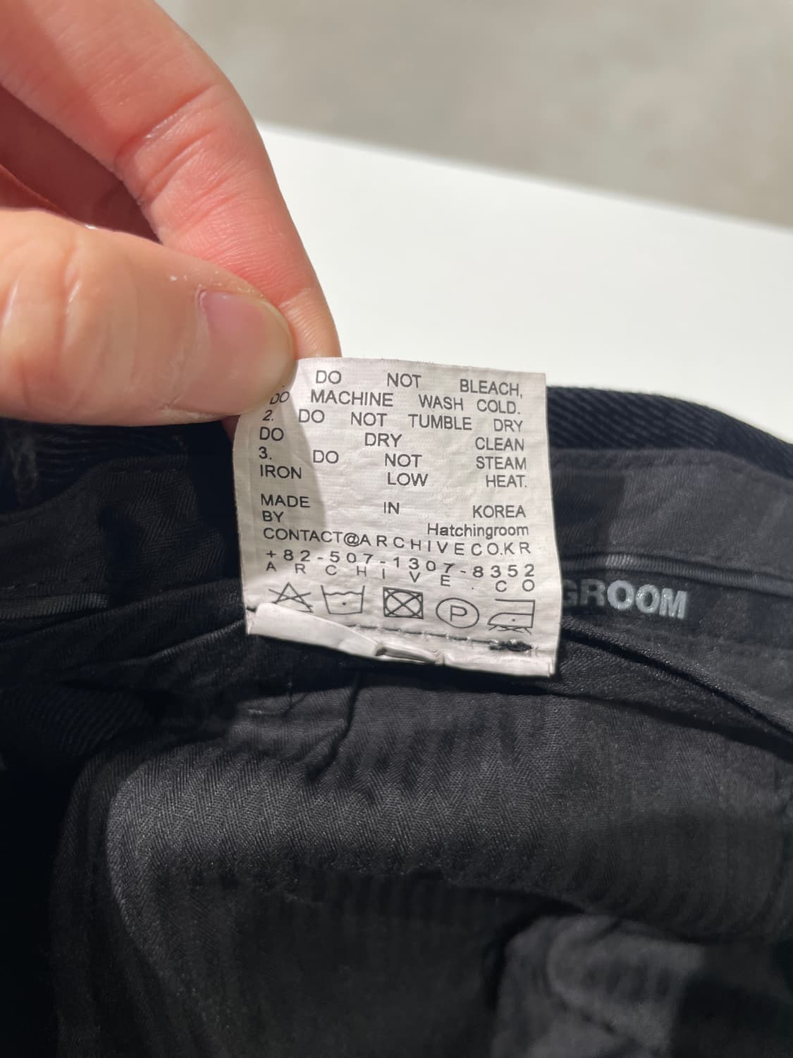 해칭룸 블랙 레귤러 벨벳 데님 팬츠 상품이미지9