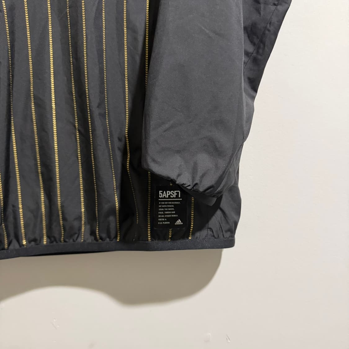 아디다스 스트라이프 풀오버 브이넥 바람막이 상품이미지5