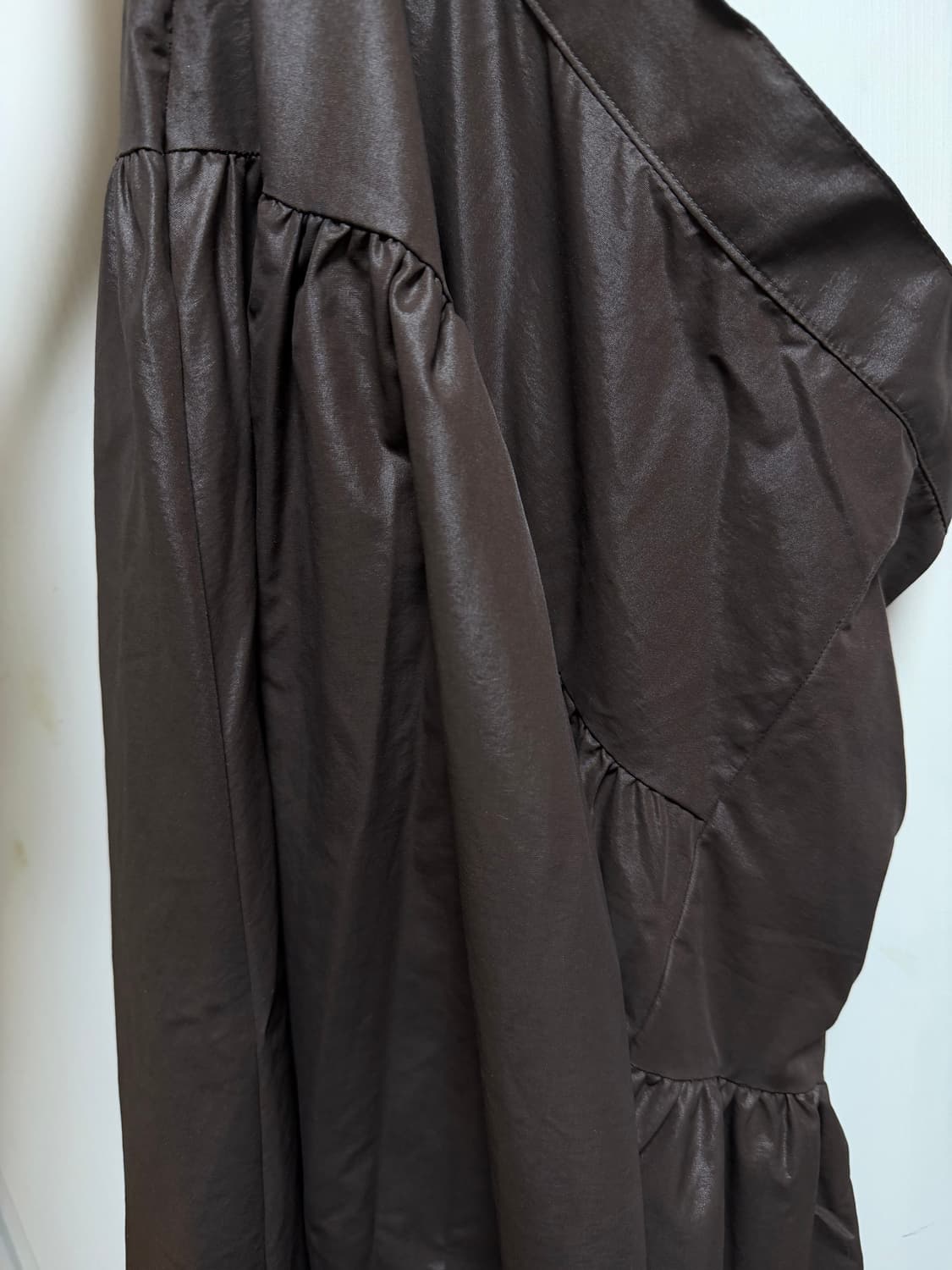 코스모스 COATED SHIRRING SKIRT (BROWN) s 상품이미지4