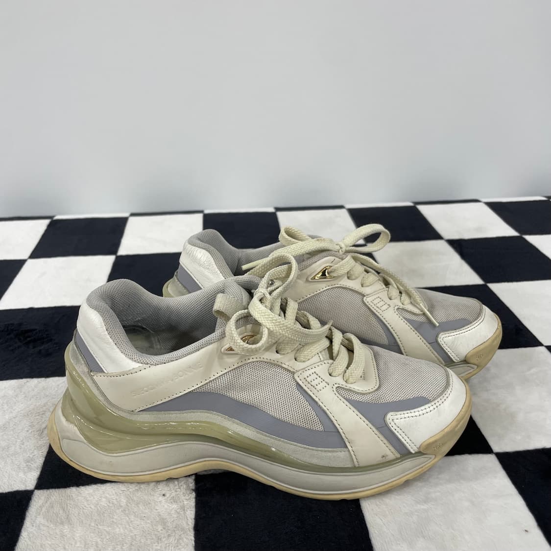 502) 슈콤마보니 스니커즈 240mm 상품이미지1