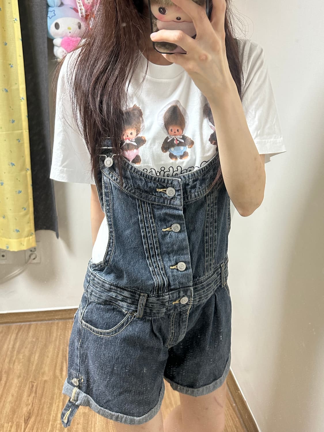 빈티지한 느낌의 퍼플 플라워 미디 원피스입니다. 쉬폰 소재에 블랙 허리  상품이미지1