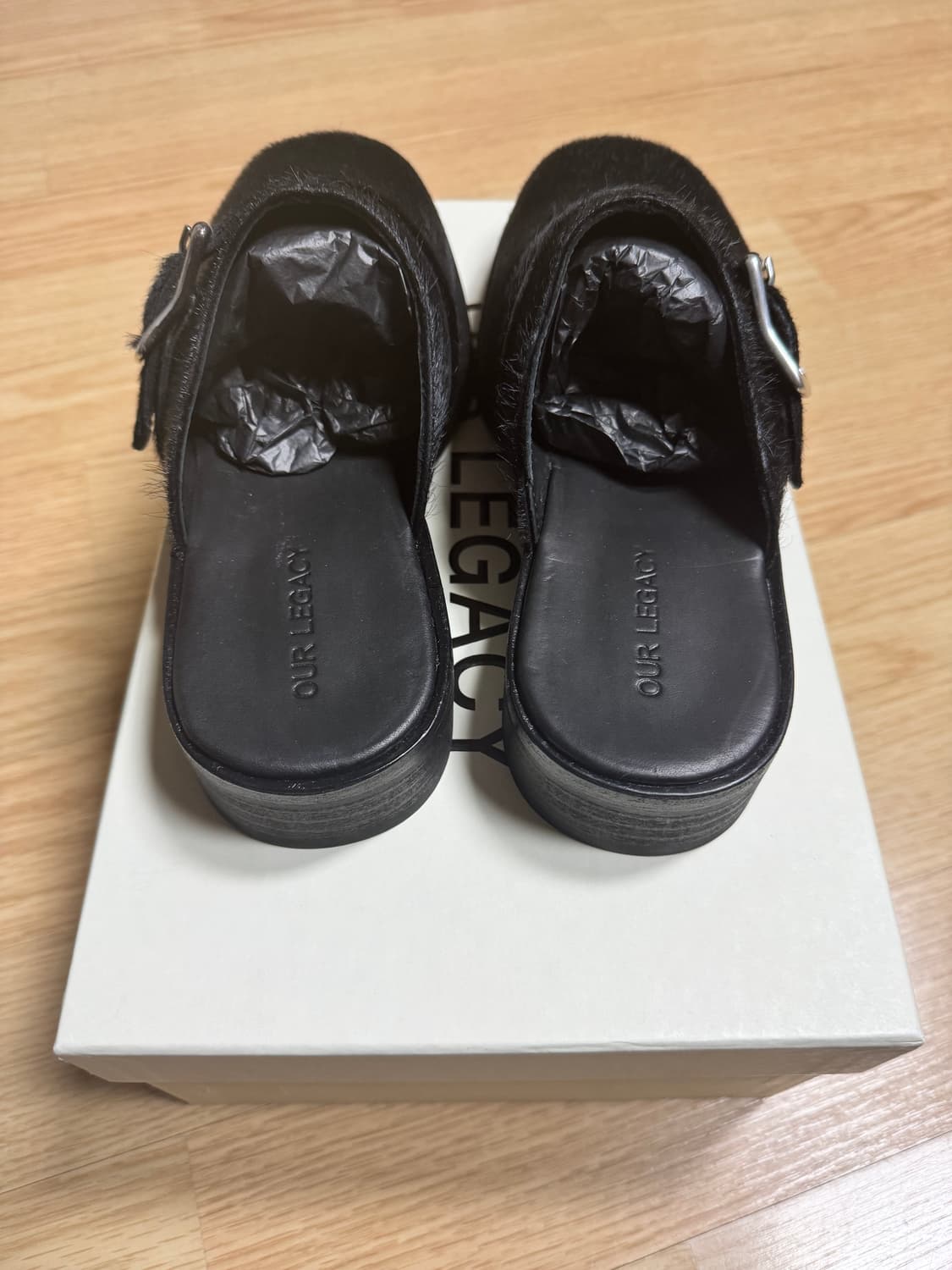 아워레가시 카미온 뮬 블랙 헤어 온 하이드 상품이미지3