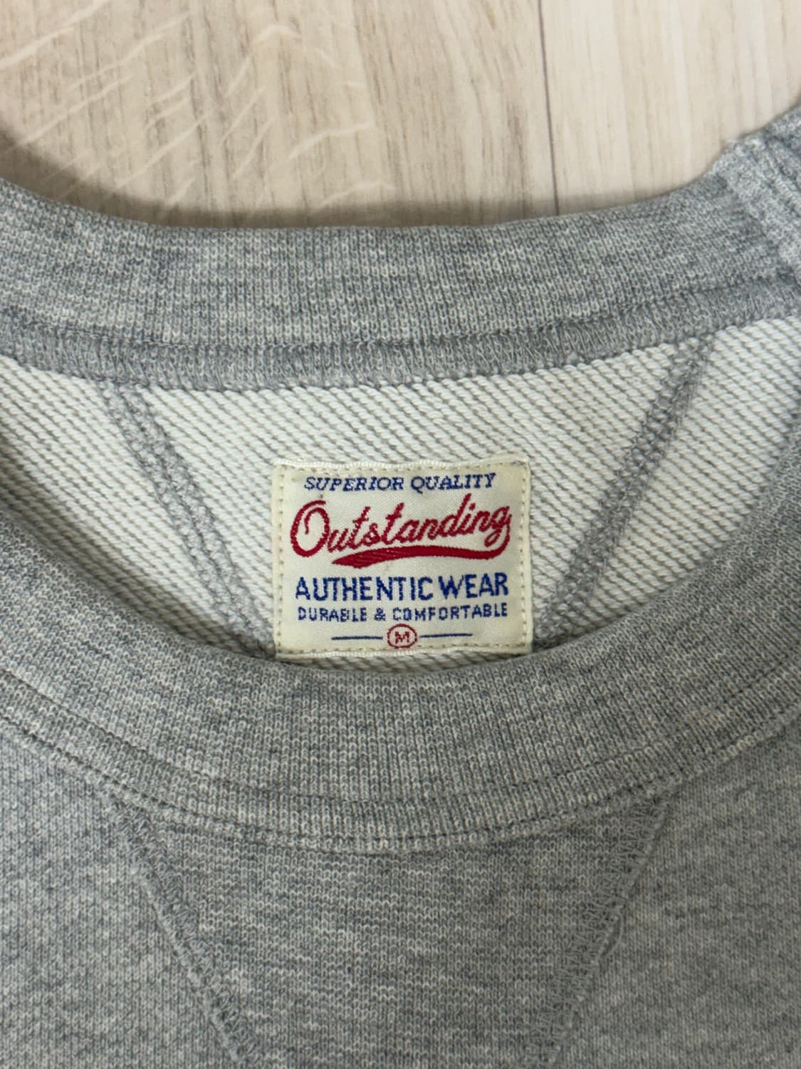 [아웃스탠딩] (10주년 프린팅) 어센틱 컴포트 스웨트셔츠 그레이 상품이미지4