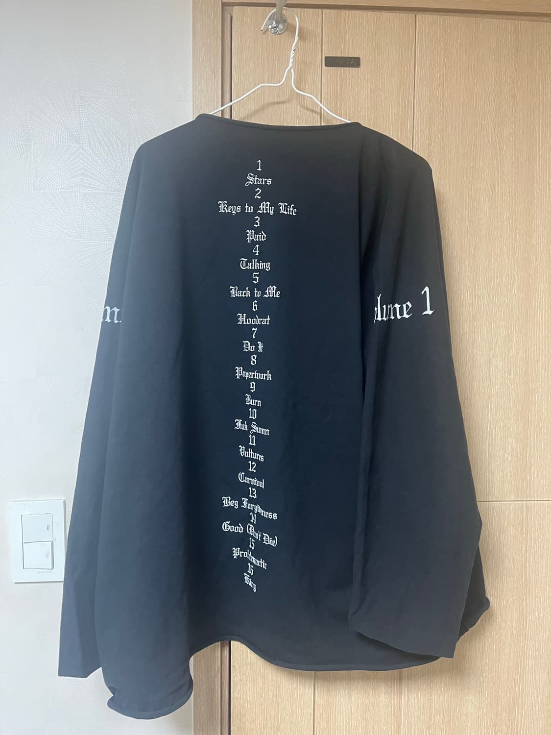 칸예 벌처스 머천 롱슬리브 상품이미지2