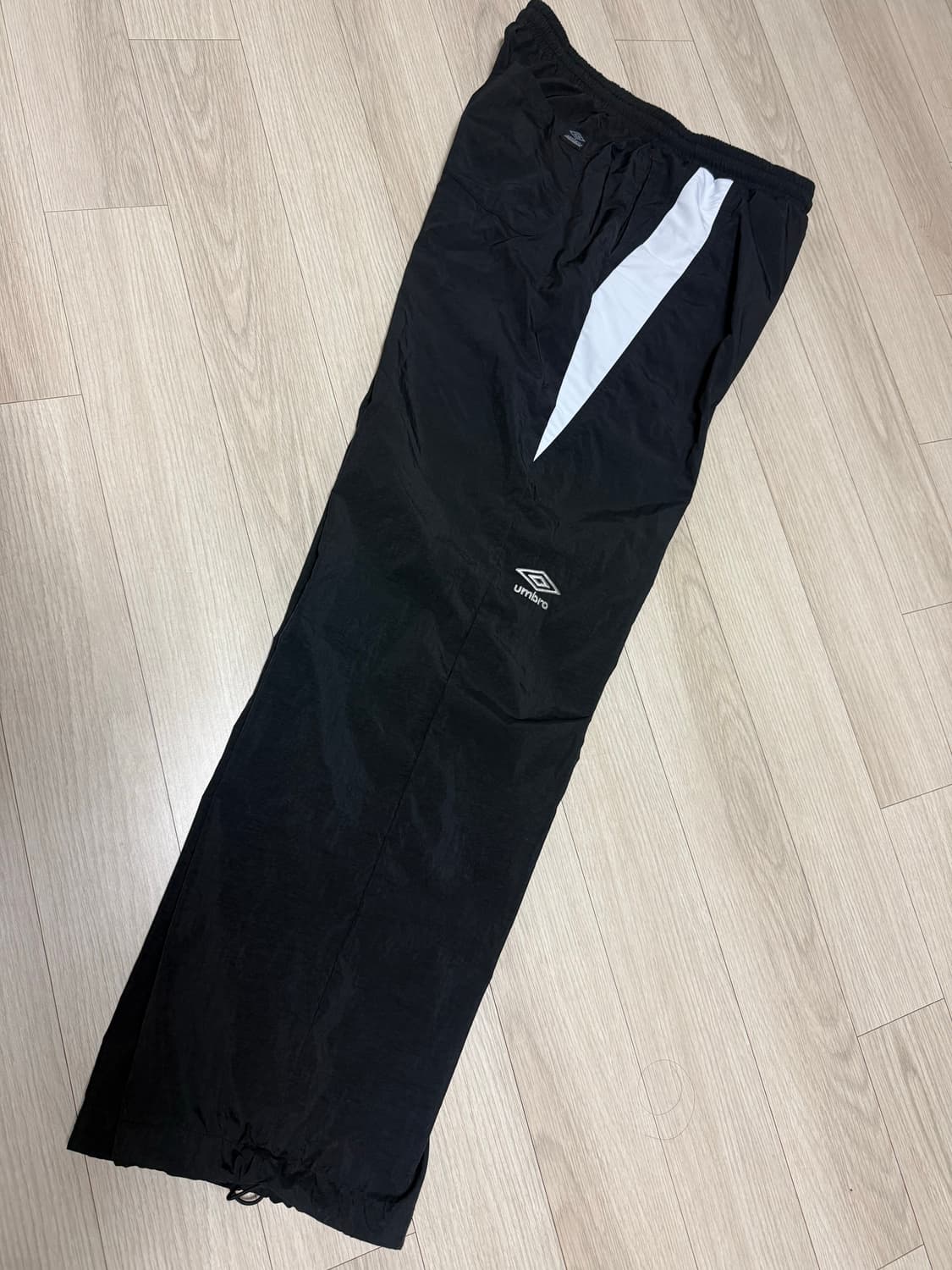 엄브로 25ss 2way 나일론 팬츠 70 상품이미지3