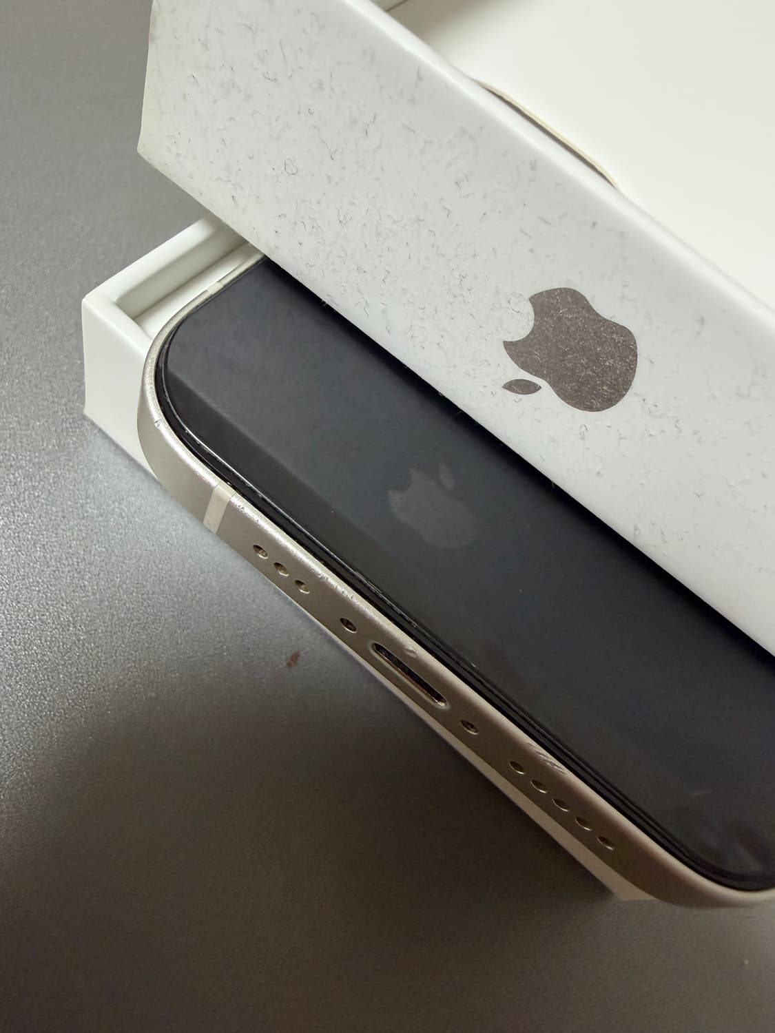 아이폰13 화이트 128 상품이미지3