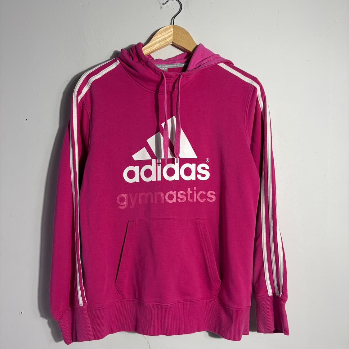아디다스 짐네스틱 마젠타 핑크 후드티 (무료배송) 상품이미지1