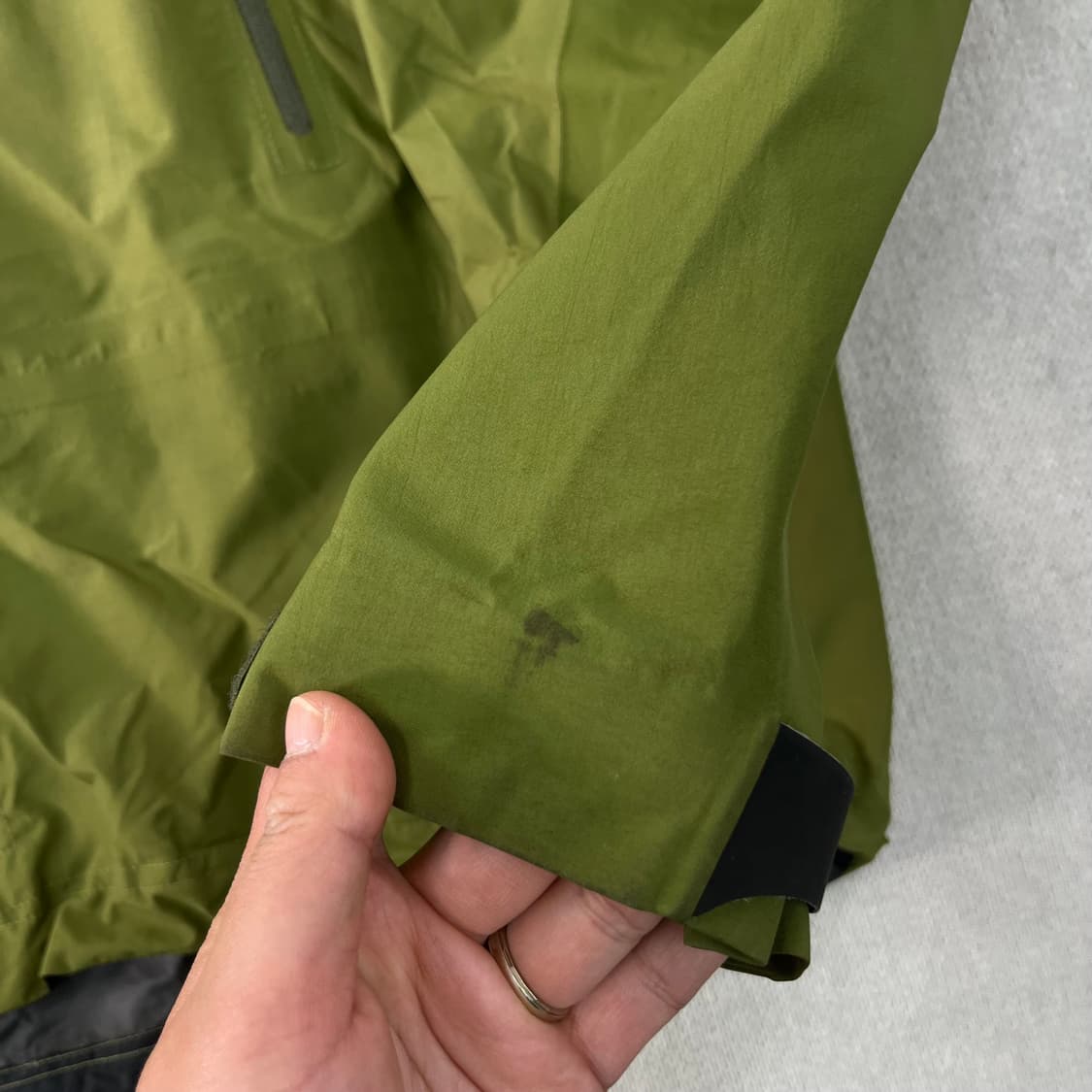 105 아크테릭스 베타 올리브그린 바람막이 자켓 상품이미지7