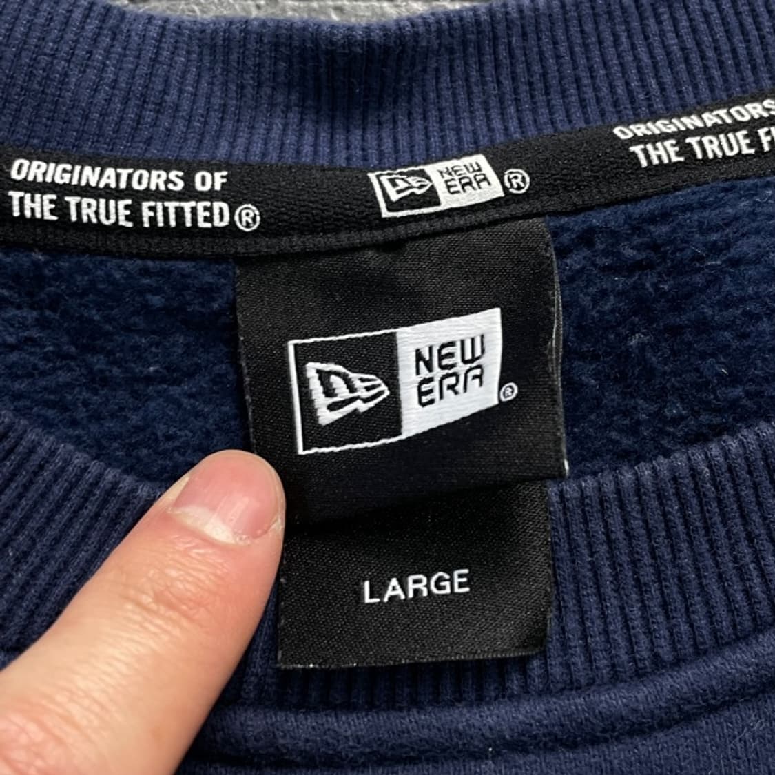 100 뉴에라 디트로이트 타이거 맨투맨  상품이미지3