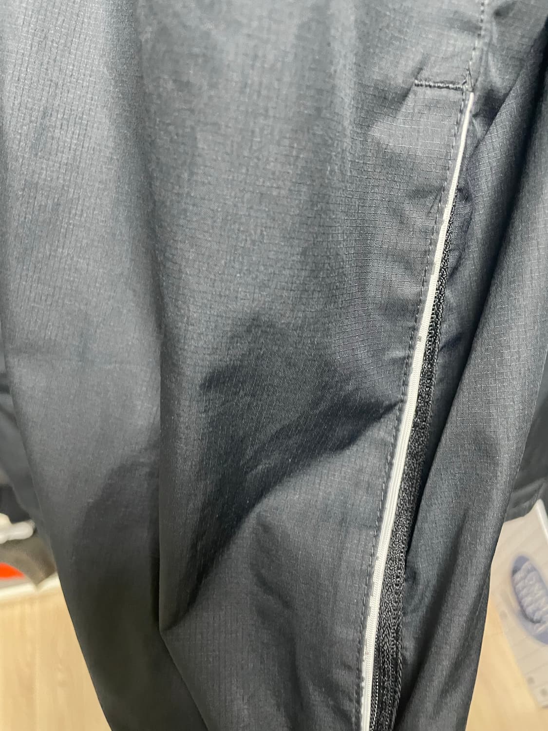 나이키acg 검정 바람막이 xl 상품이미지4