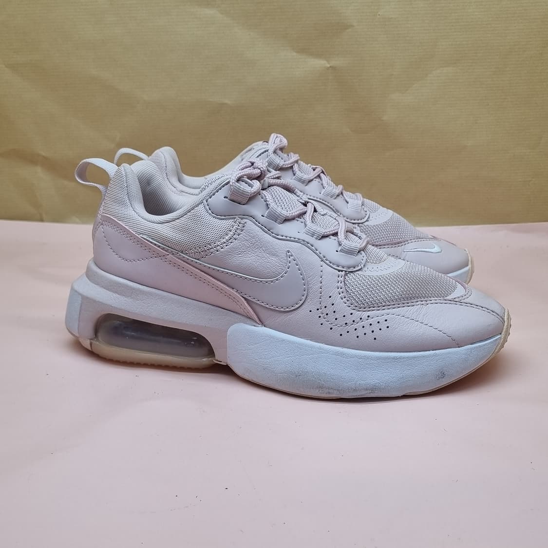 나이키 에어맥스 베로나 여성운동화235 상품이미지1