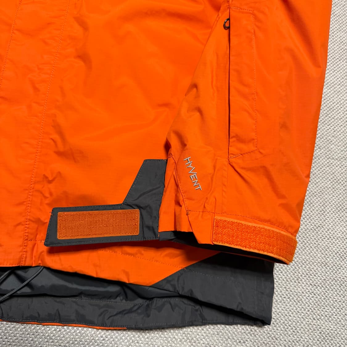 노스페이스 하이벤트 배색 바람막이 자켓 (경량패딩 내피) 상품이미지4