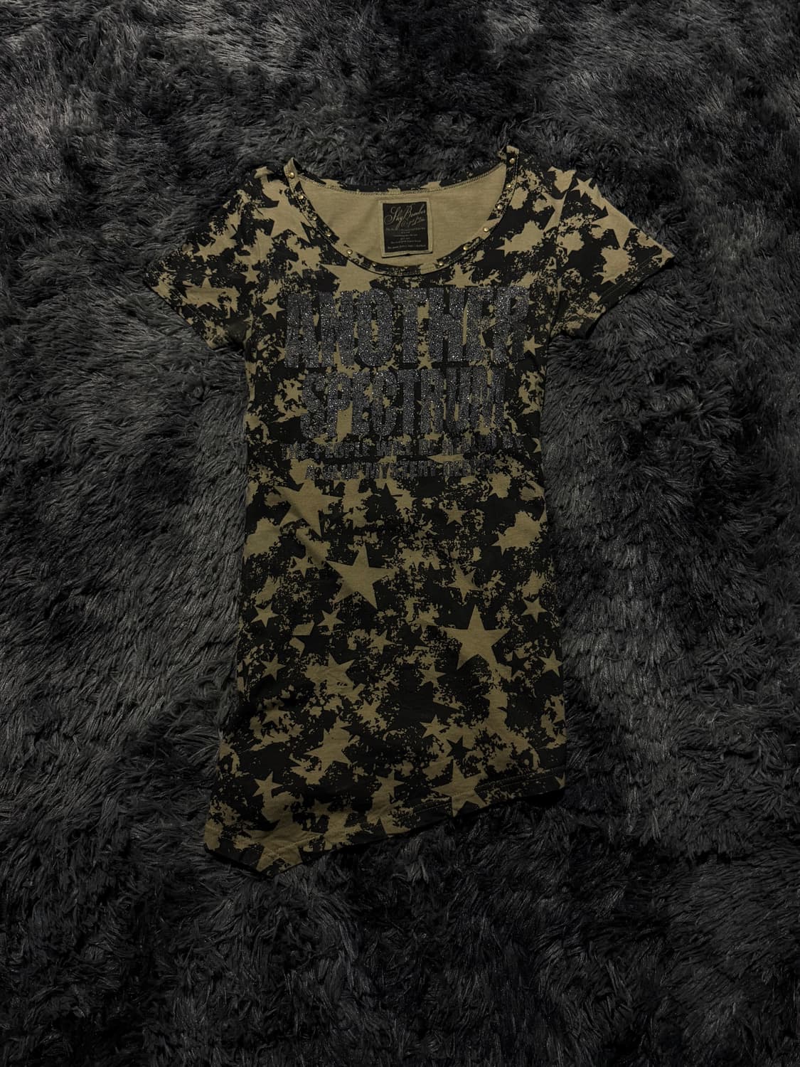 Sky Bomber 카키 스타패턴 글리터 레터링 언발 반팔 티셔츠 상품이미지1