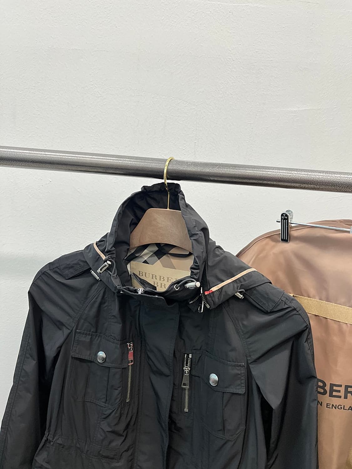 여) 버버리 브릿 나일론 후드 사파리 상품이미지3