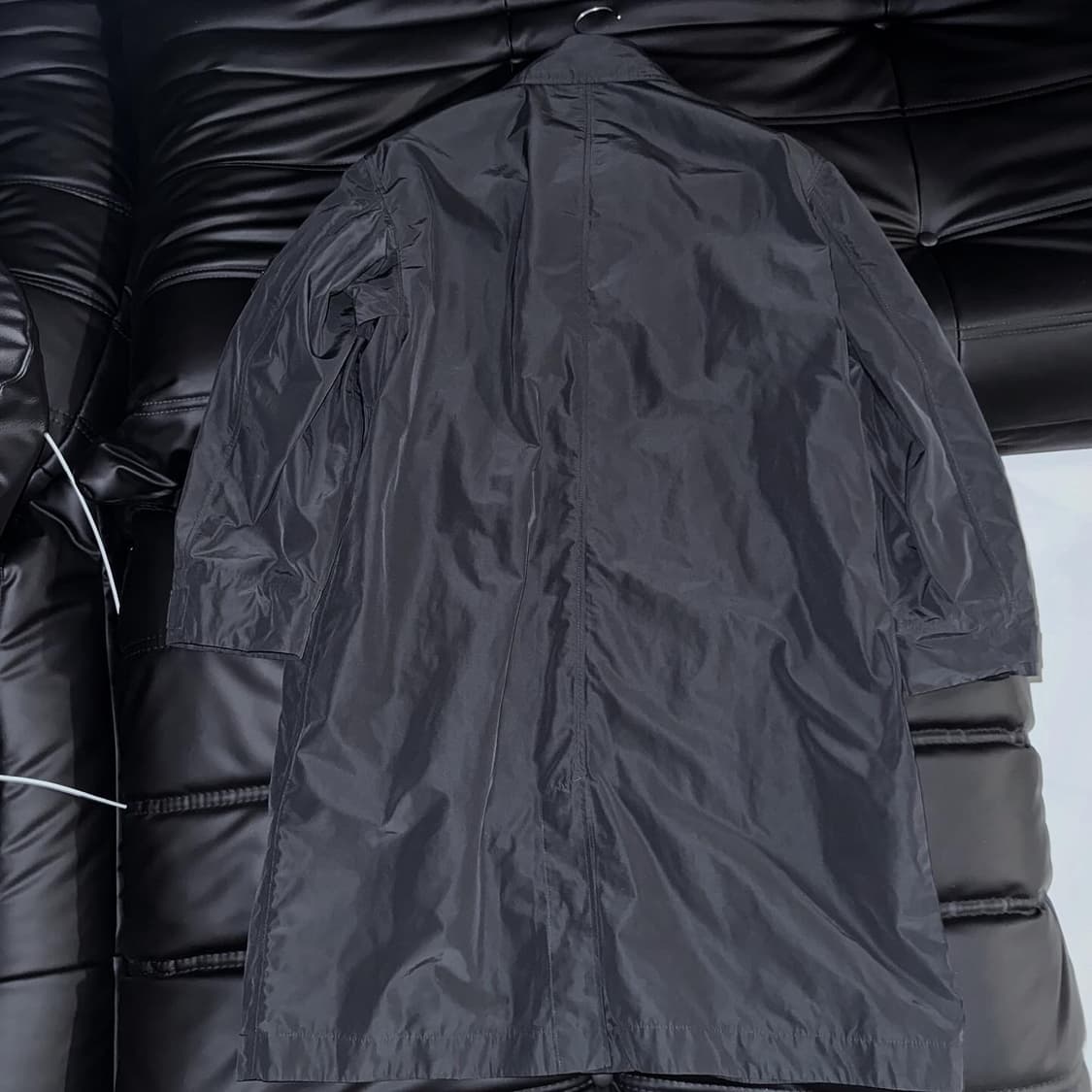 스톤 블랙 마이크로 렙스 롱 재킷 상품이미지2